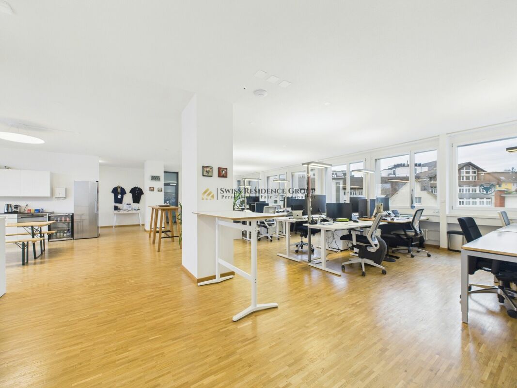 178m² office, photo 3 of 10
