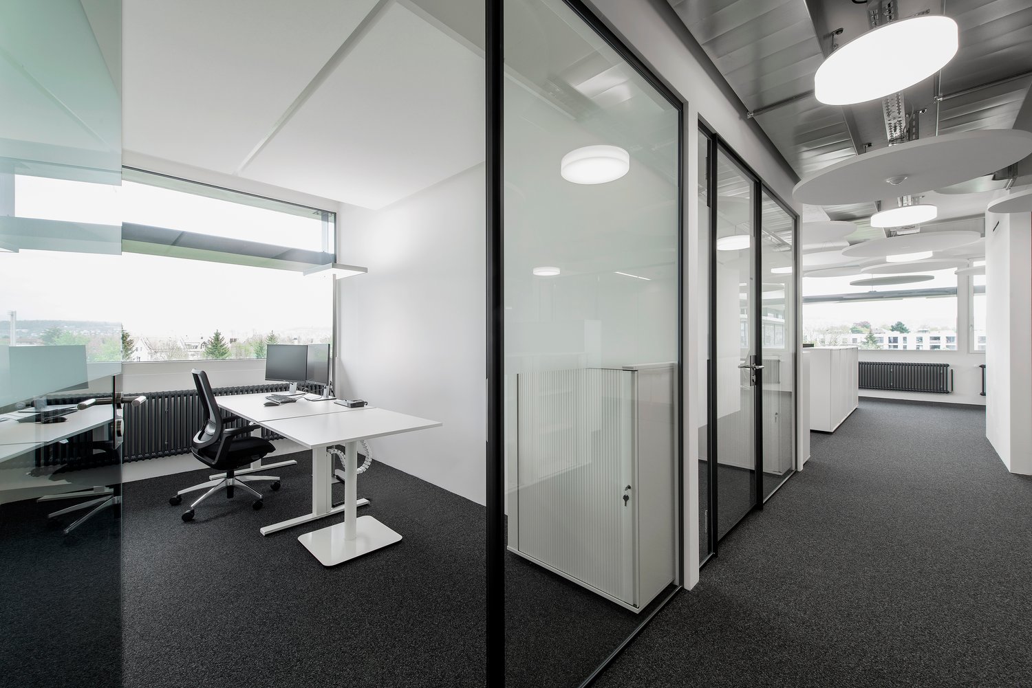 260m² office, photo 2 of 6