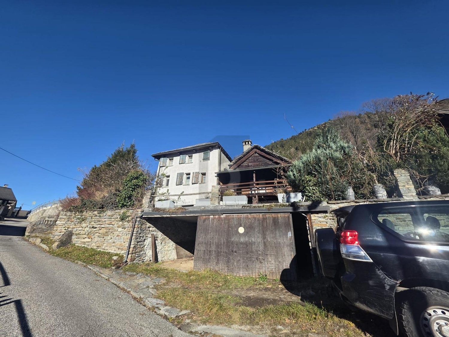 8 rooms chalet, photo 1 of 4