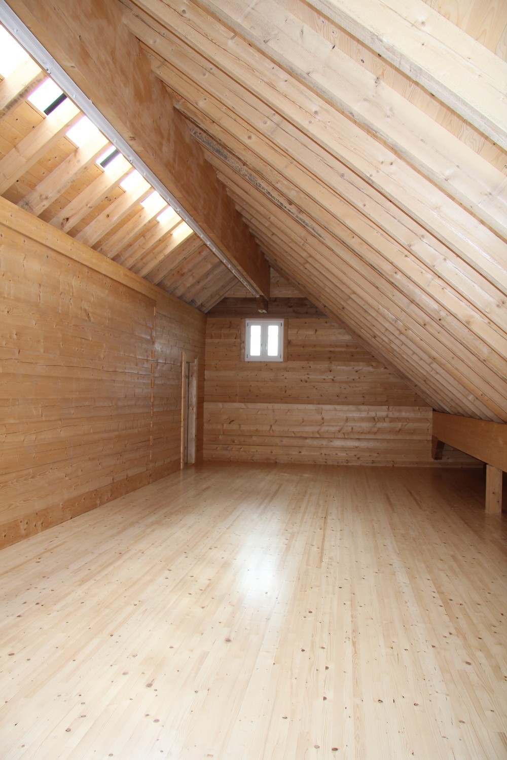 9 ½ rooms apartment, photo 9 sur 10