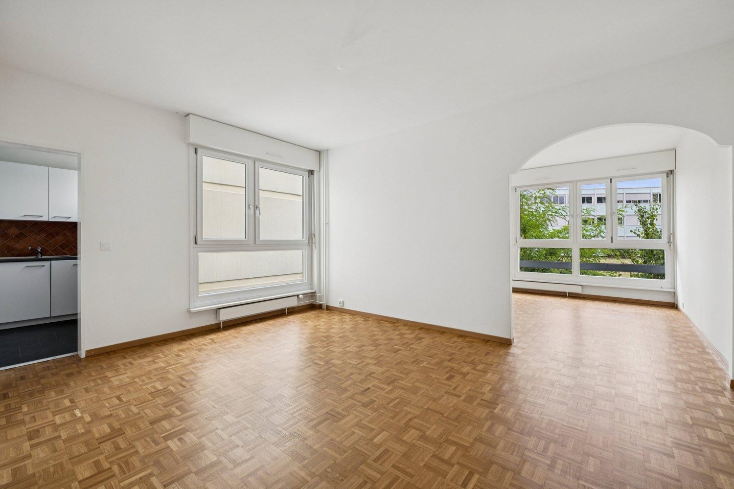 4 rooms apartment, photo 1 of 10