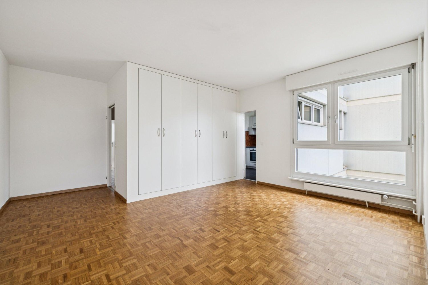 4 rooms apartment, photo 3 of 10