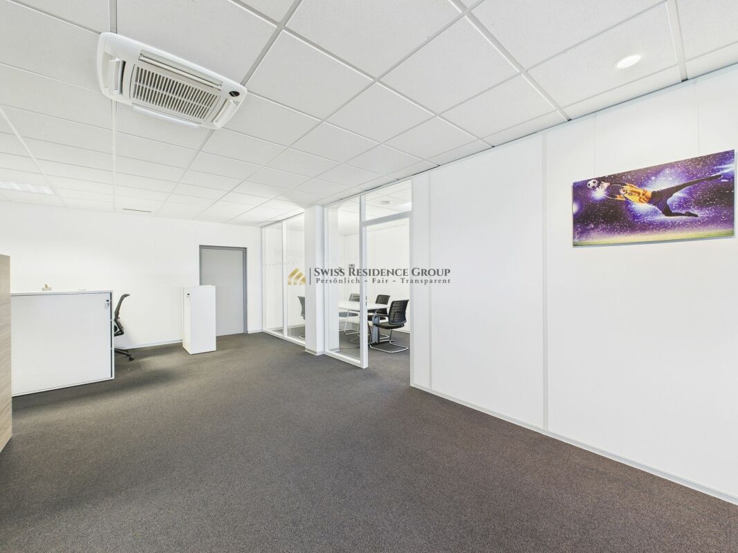 Office, photo 10 of 10
