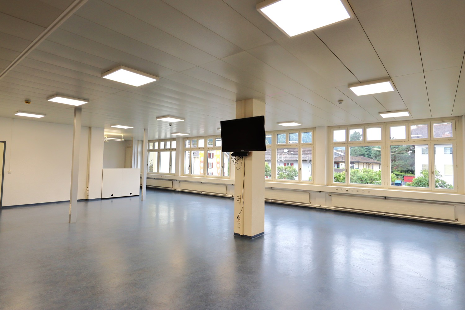 226m² office, photo 2 of 8