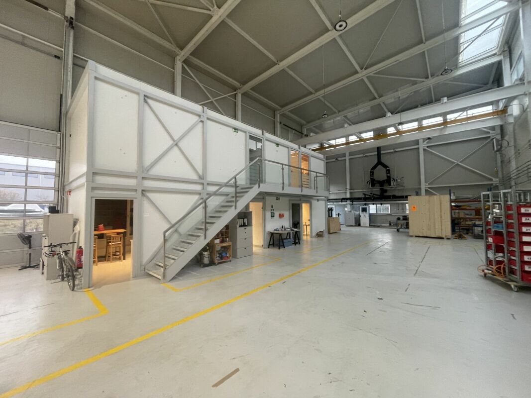 580m² office, photo 6 of 6