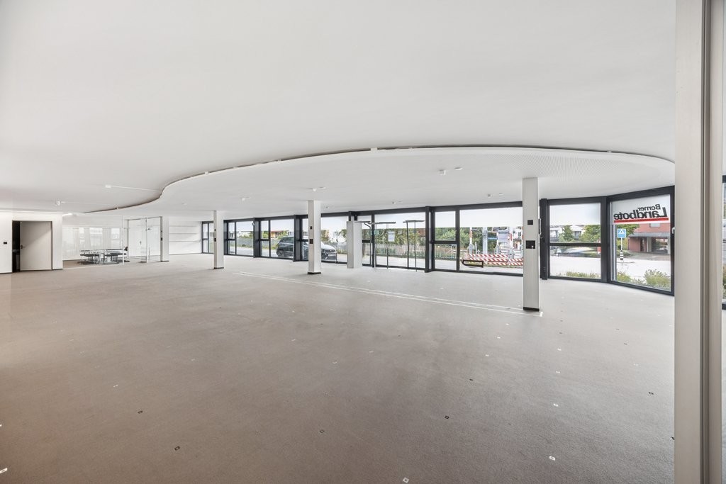 532m² commerciale