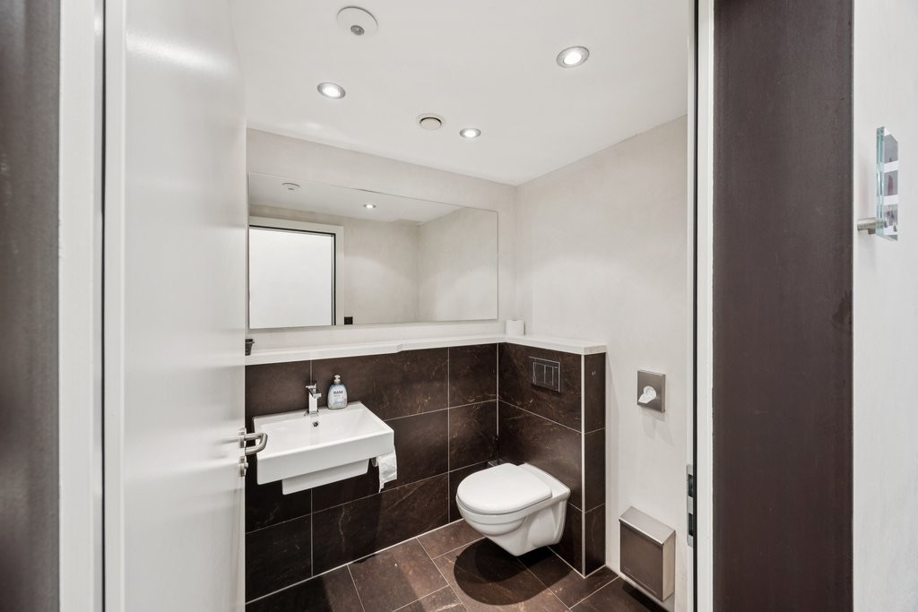 532m² commerciale