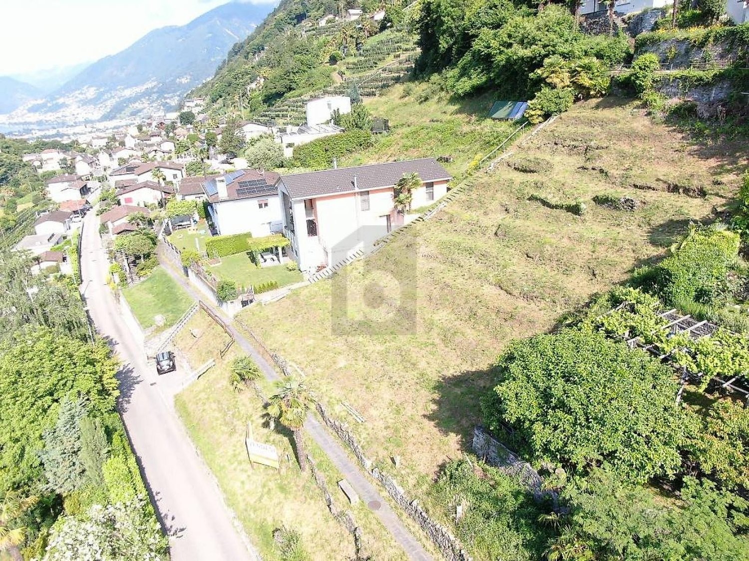 1143m² building land, photo 4 of 4