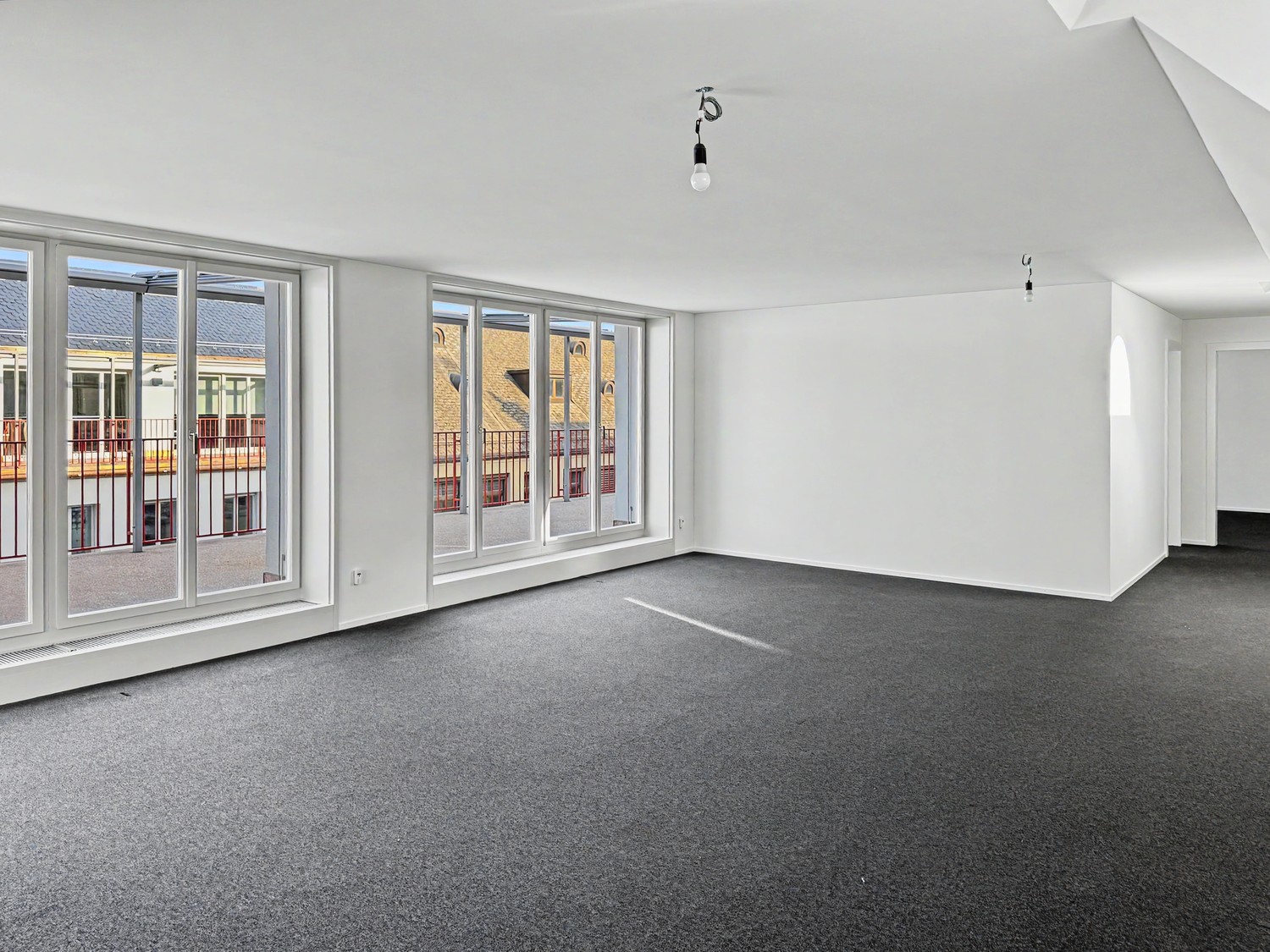 186m² office, photo 5 of 9