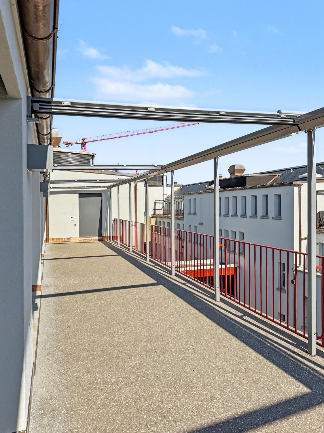 186m² office, photo 1 of 9