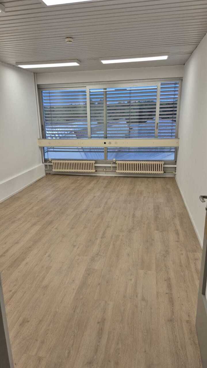10m² office