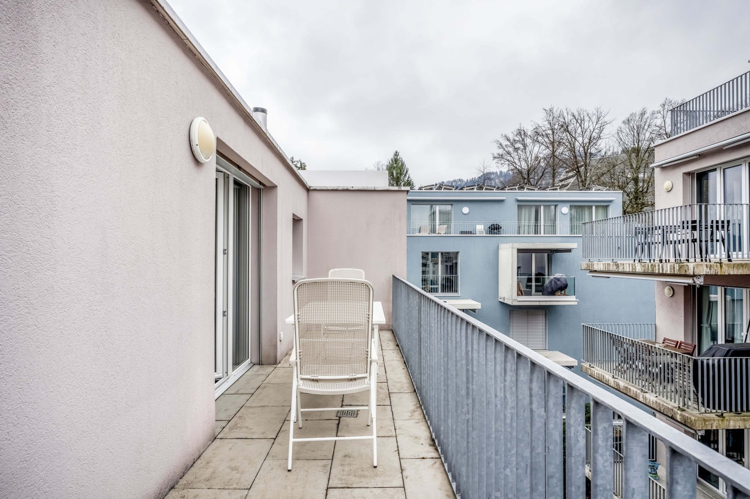 2 ½ pièces appartement meublé