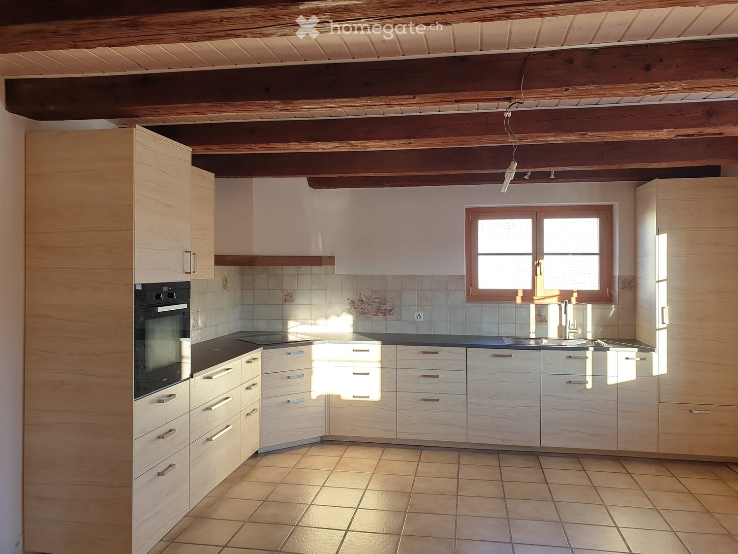 5 rooms apartment, photo 1 of 5