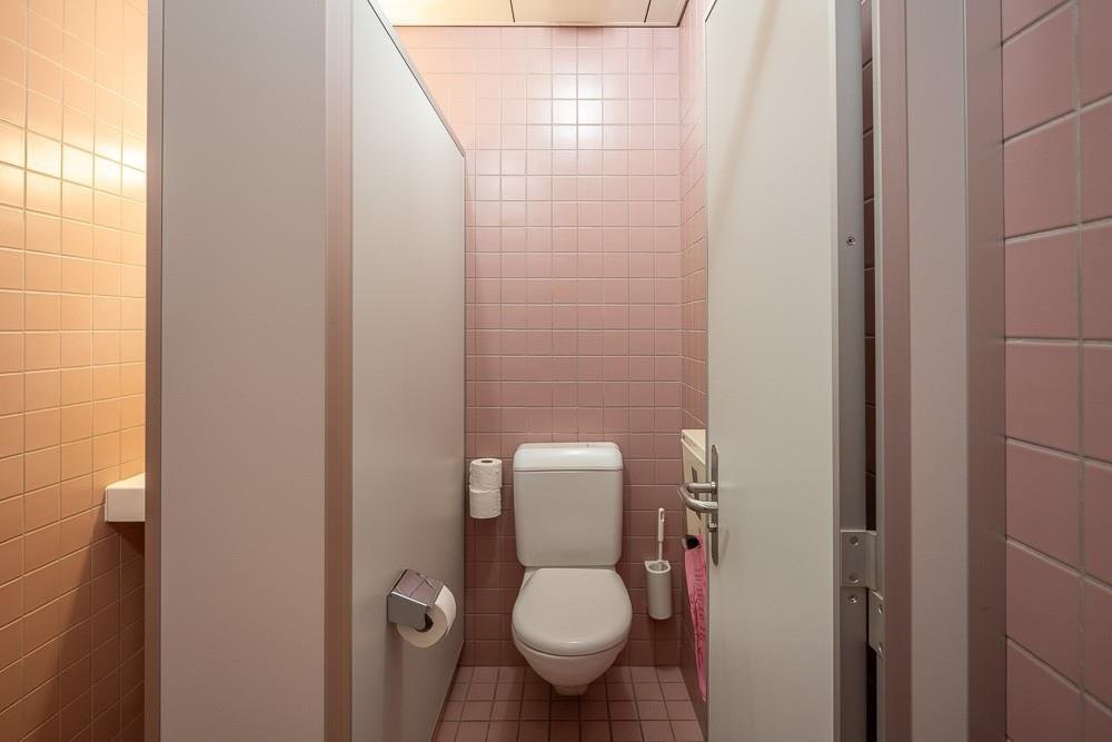 303m² office, photo 10 of 10