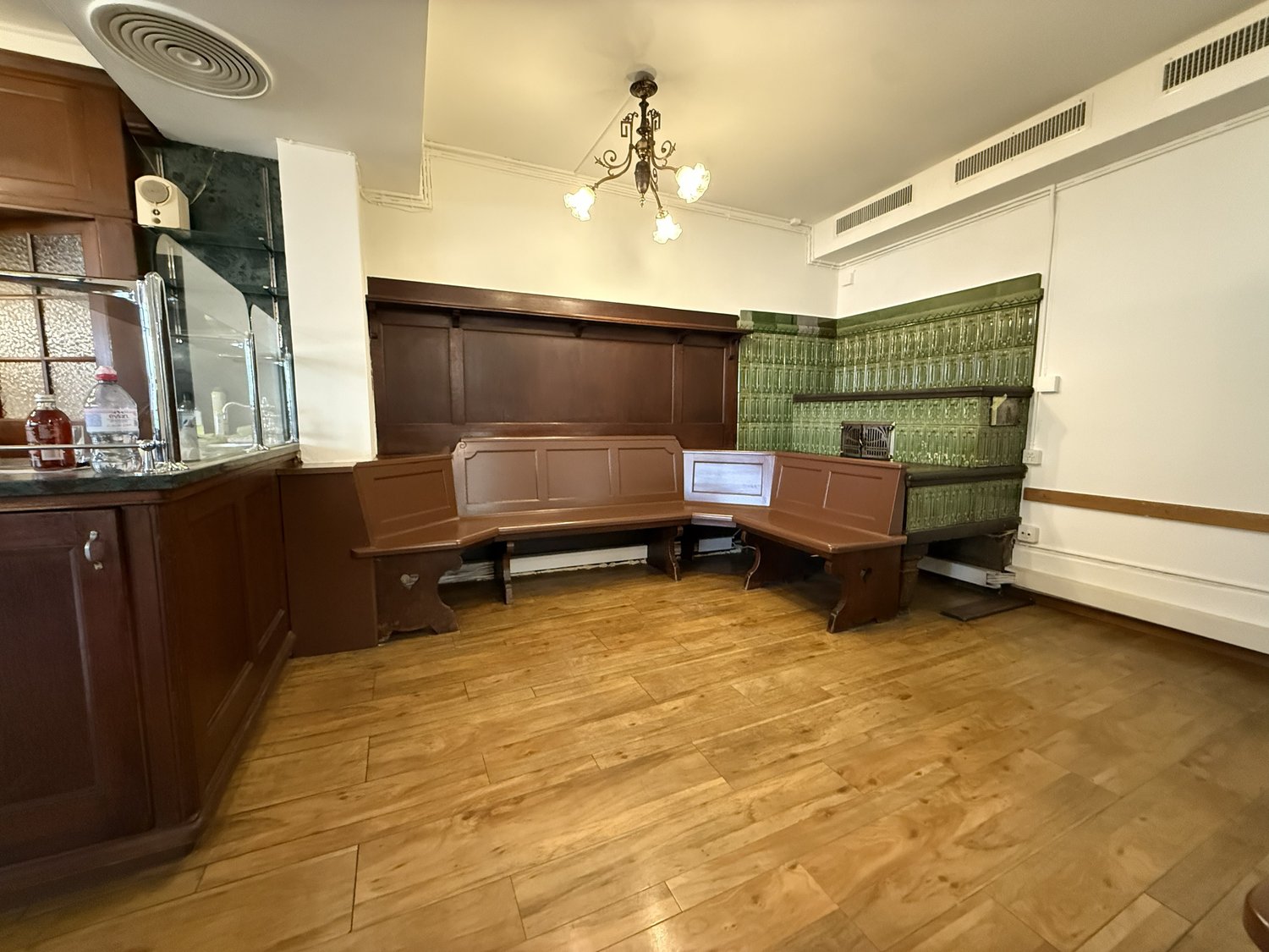 138m² restaurant, photo 8 of 10