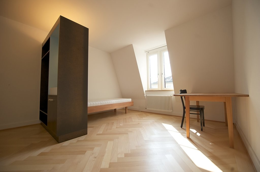 1 room furnished flat, photo 2 of 9