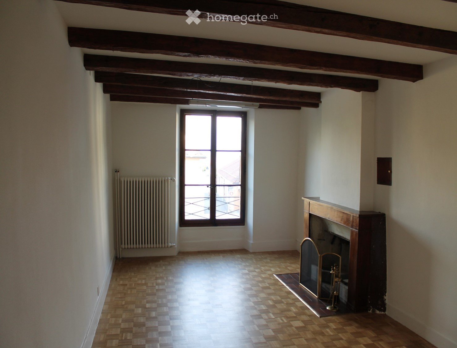 6 rooms apartment