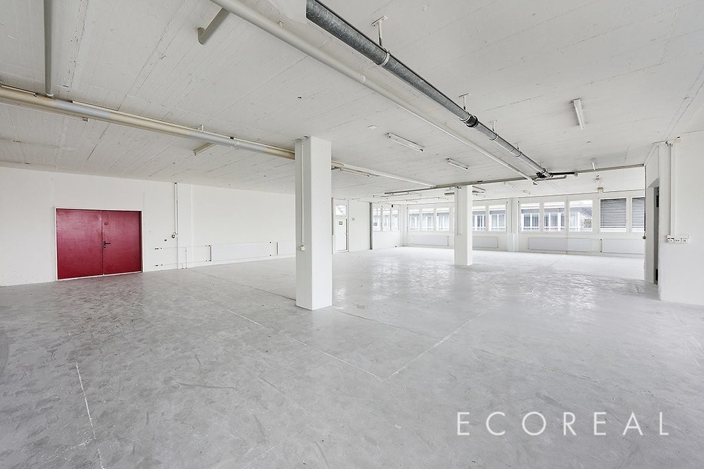 168m² office