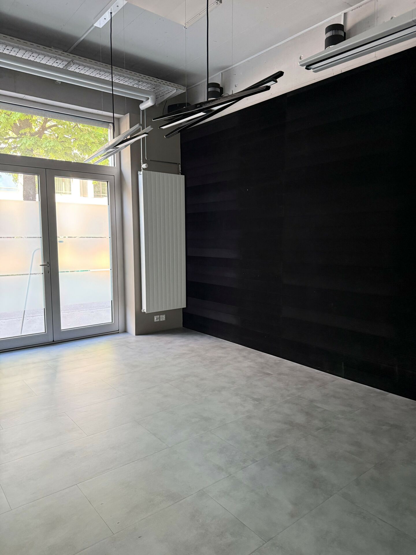 230m² commercial, photo 7 of 10