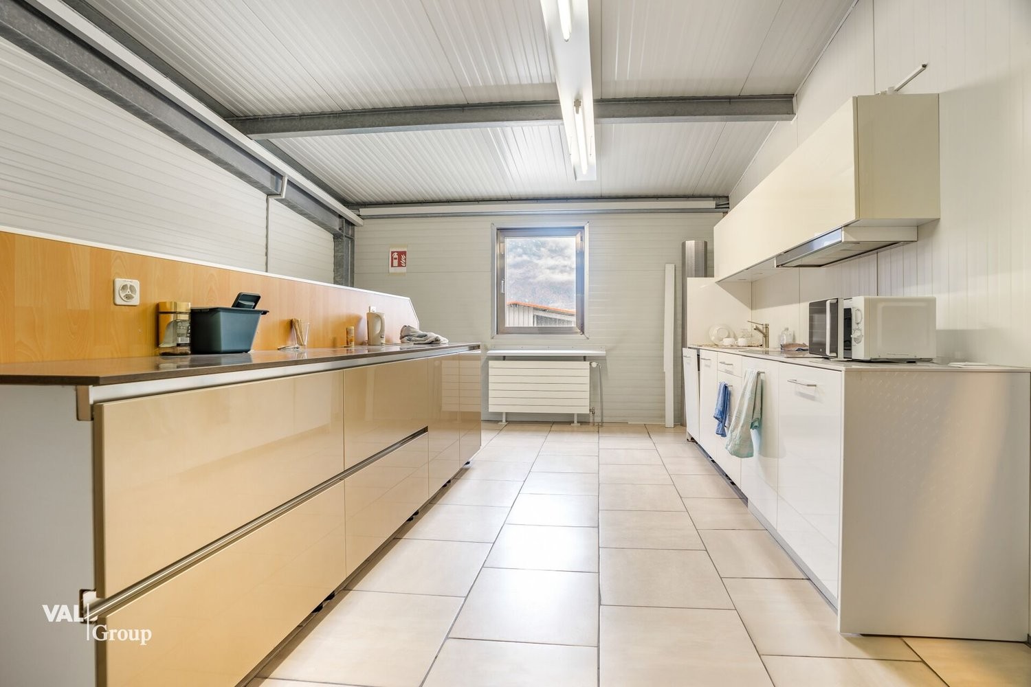 830m² industrial object, photo 6 of 10