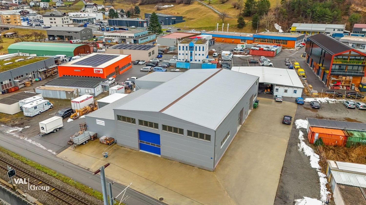 830m² industrial object, photo 5 of 10