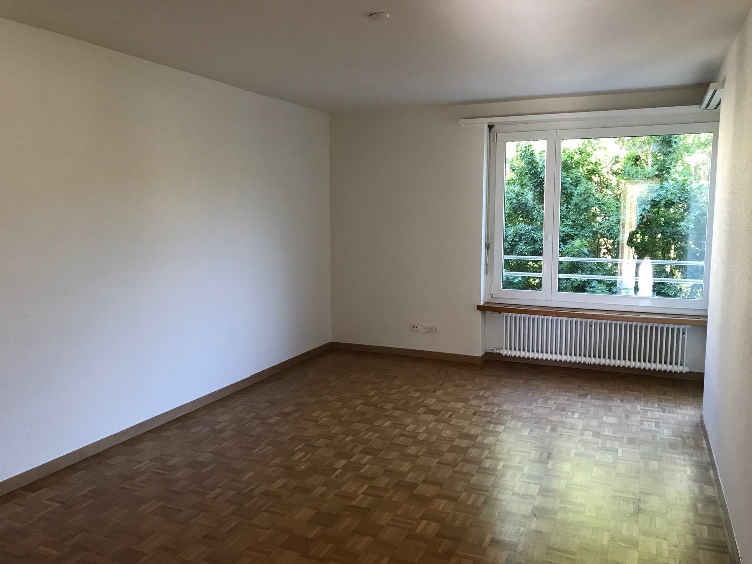 4 rooms apartment, photo 2 of 7