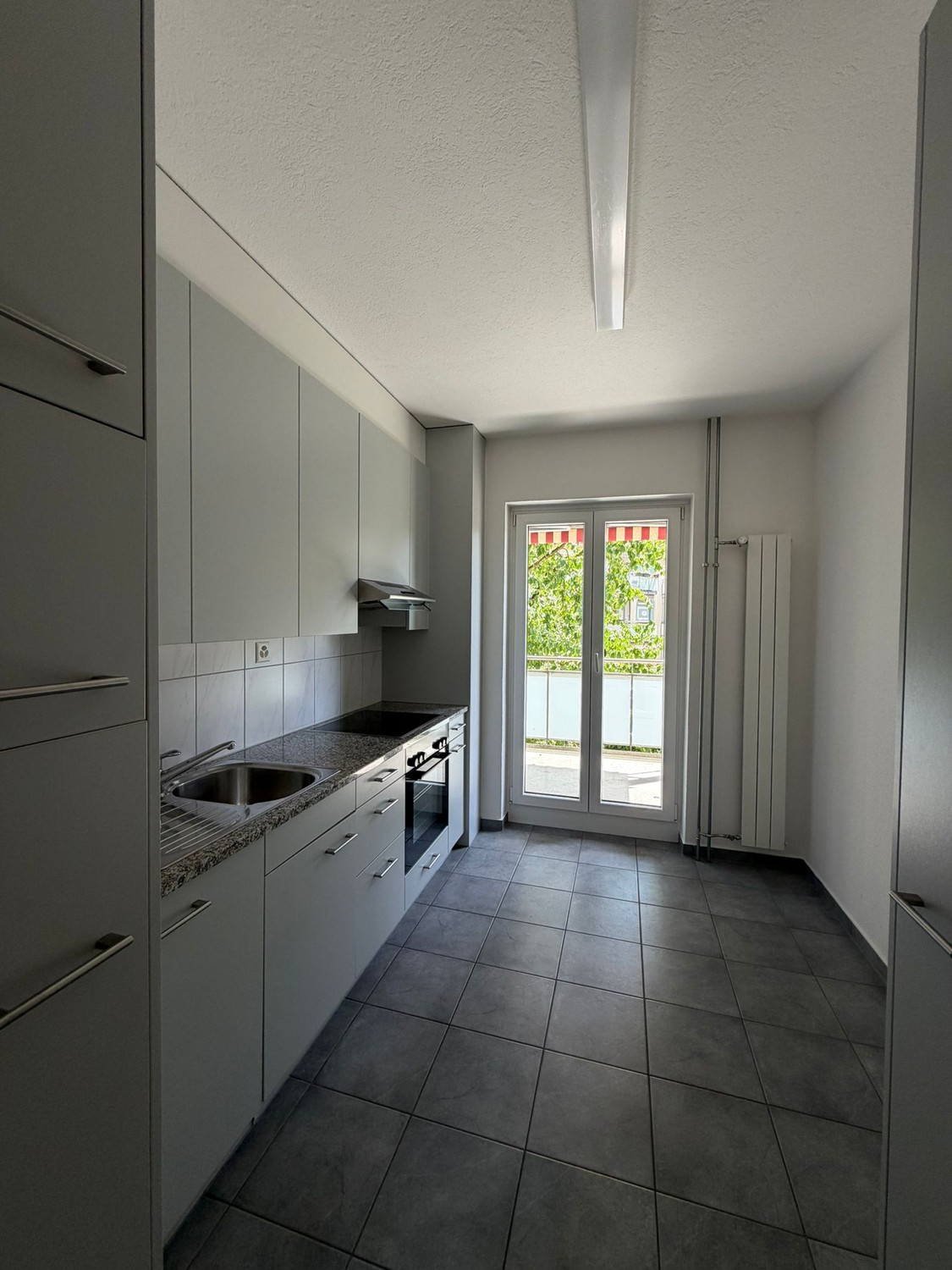 3 rooms apartment, photo 3 of 10