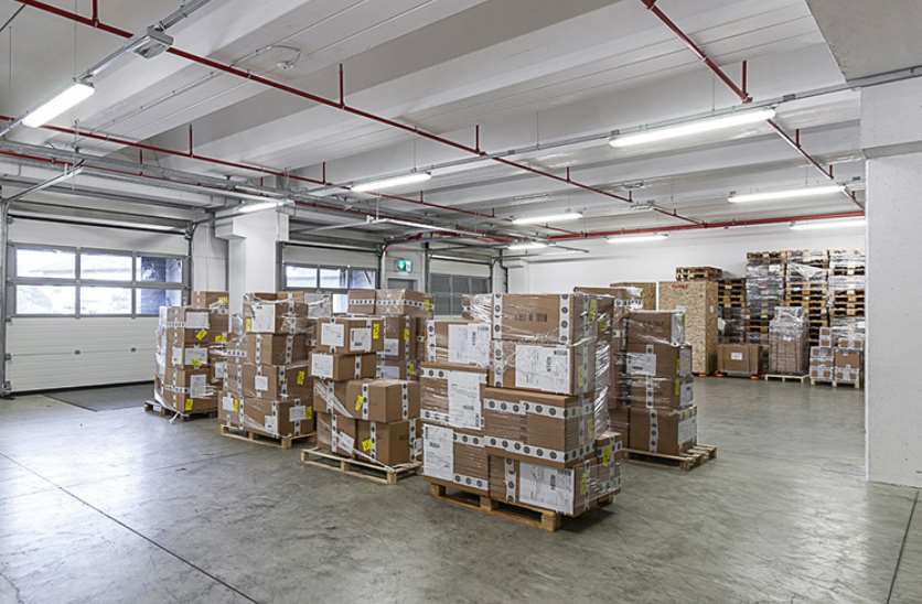 Storage room, photo 5 of 9