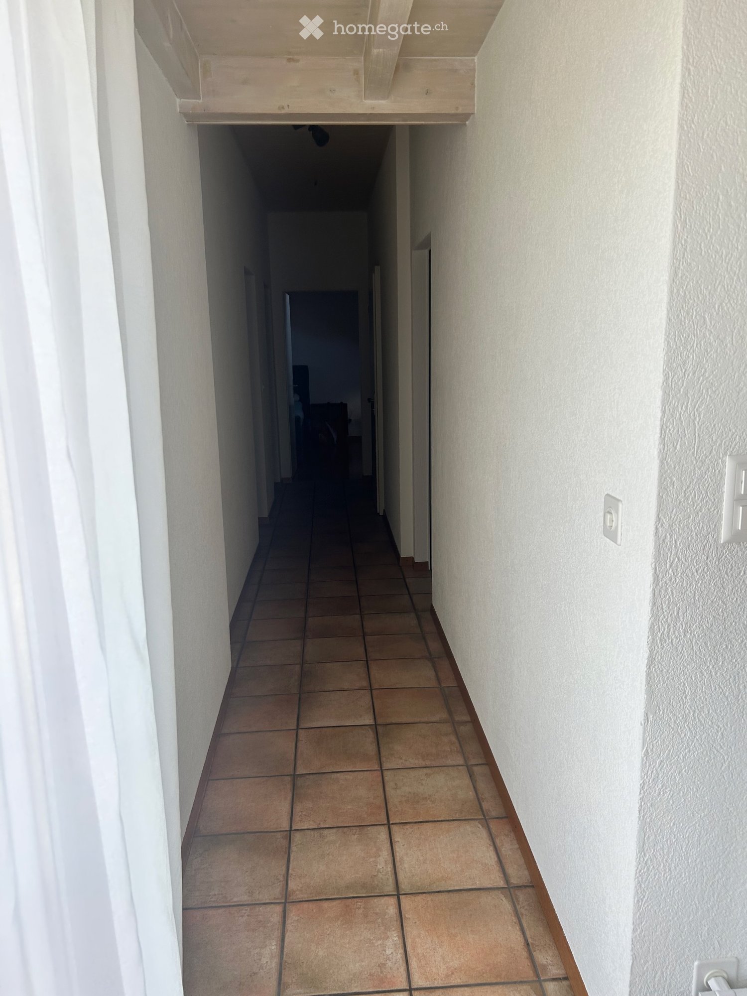 5 rooms apartment