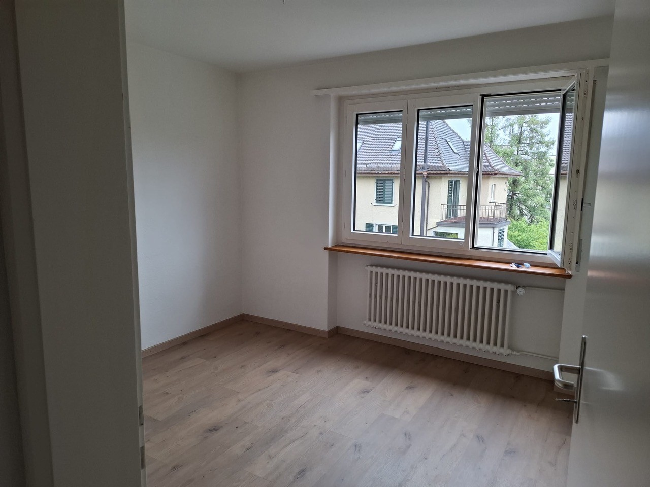 4 rooms apartment, photo 2 of 10