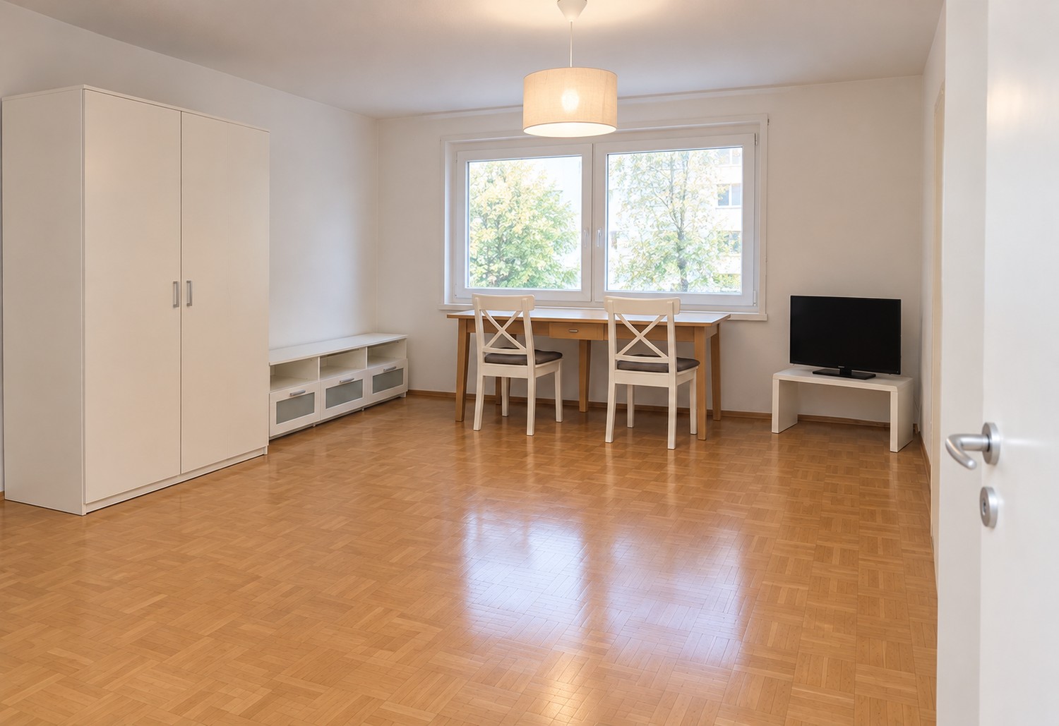 3 rooms apartment, photo 2 of 5
