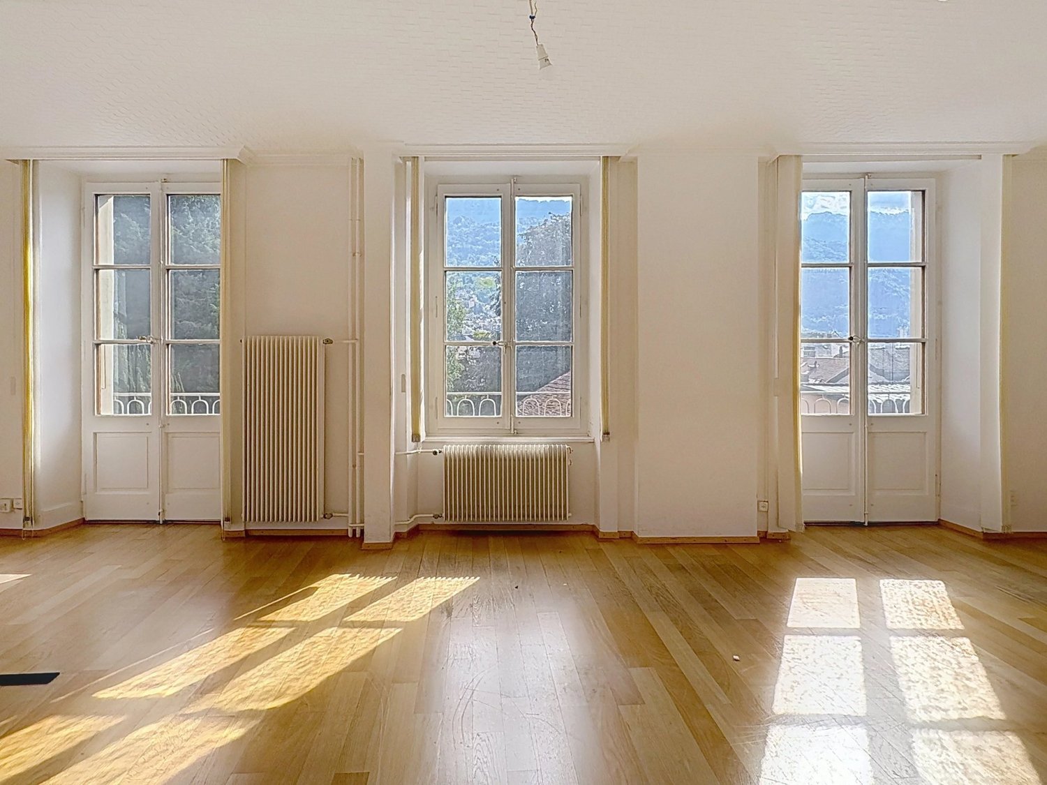 3 rooms apartment, photo 3 of 6
