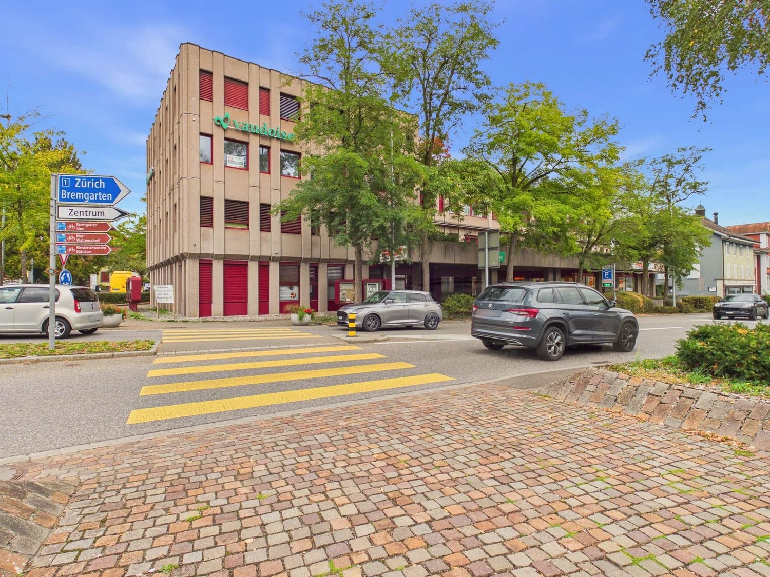 34m² commercial