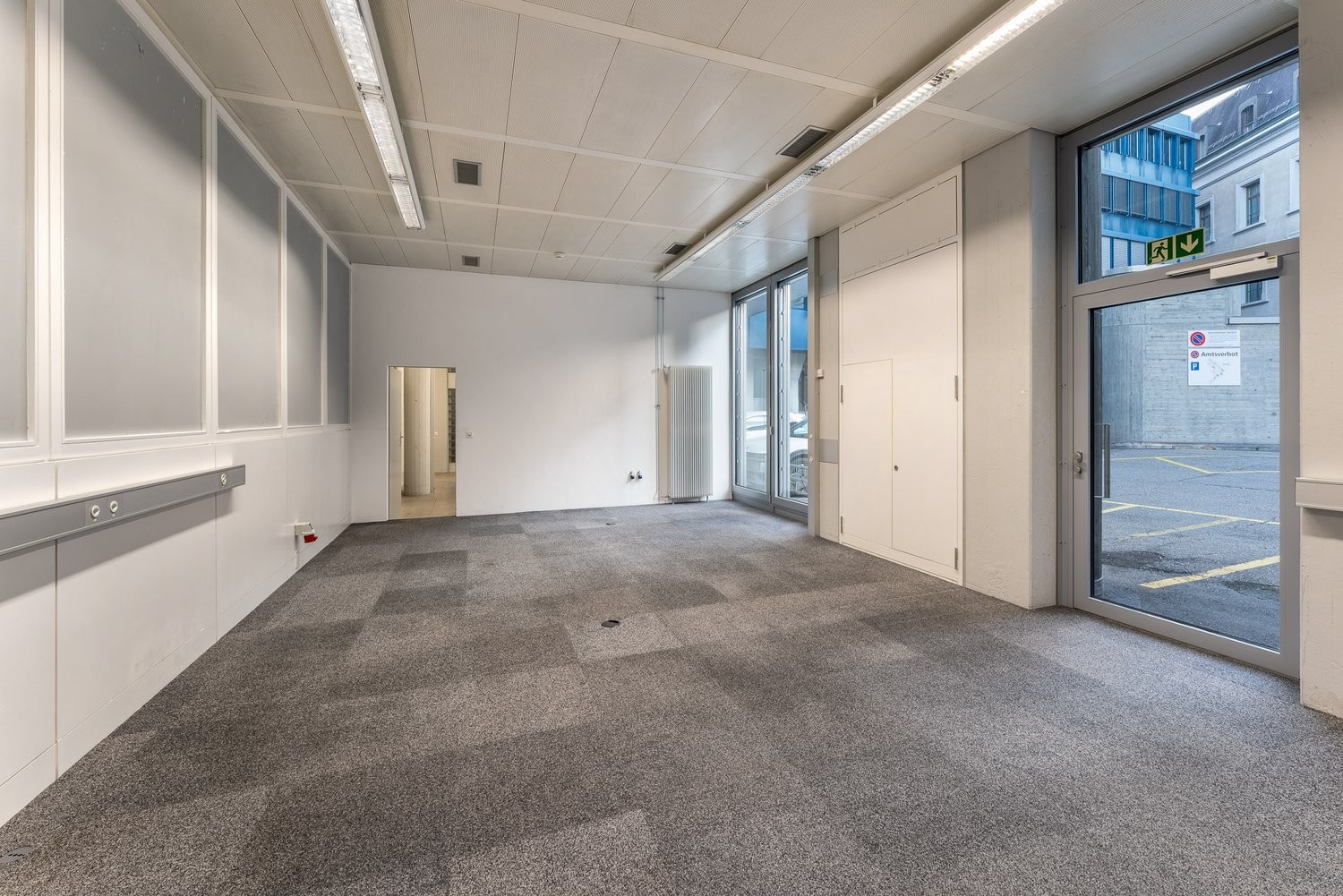 94m² shop, photo 4 of 6