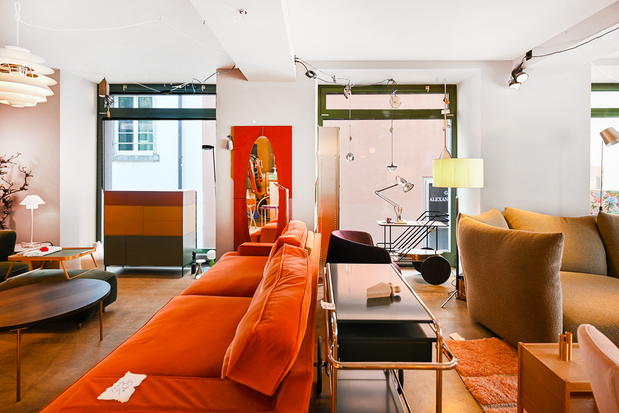 131m² shop, photo 4 of 9
