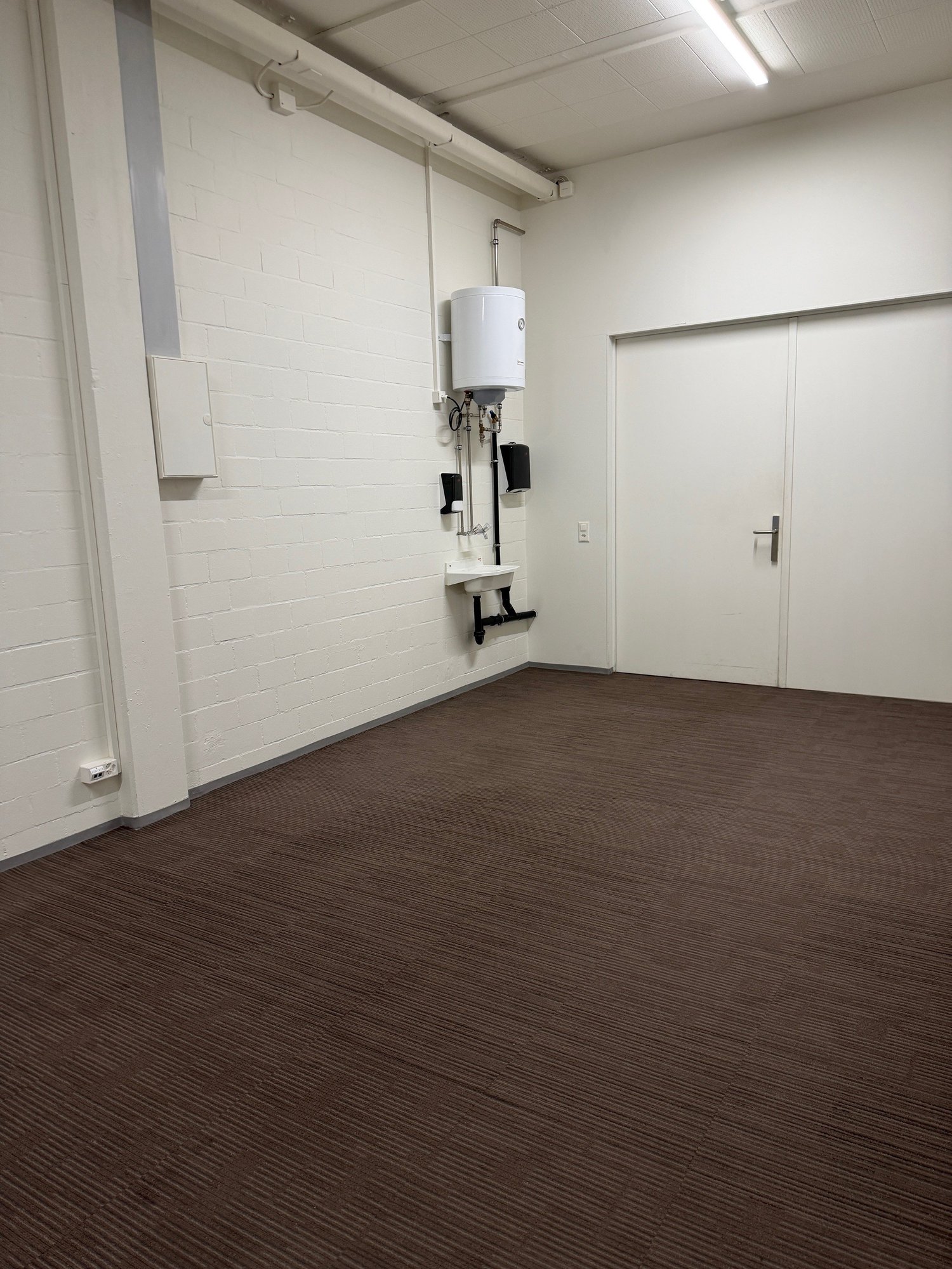 117m² office, foto 4 di 6