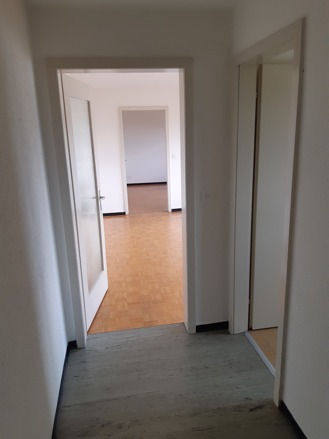 2 rooms apartment, photo 4 of 6