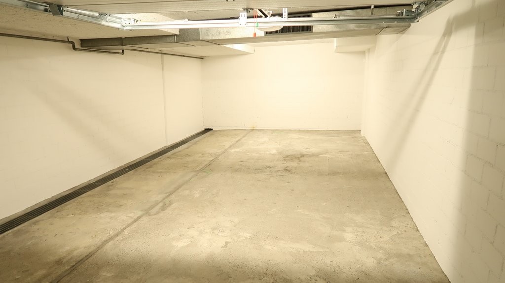 Underground slot, photo 2 of 4