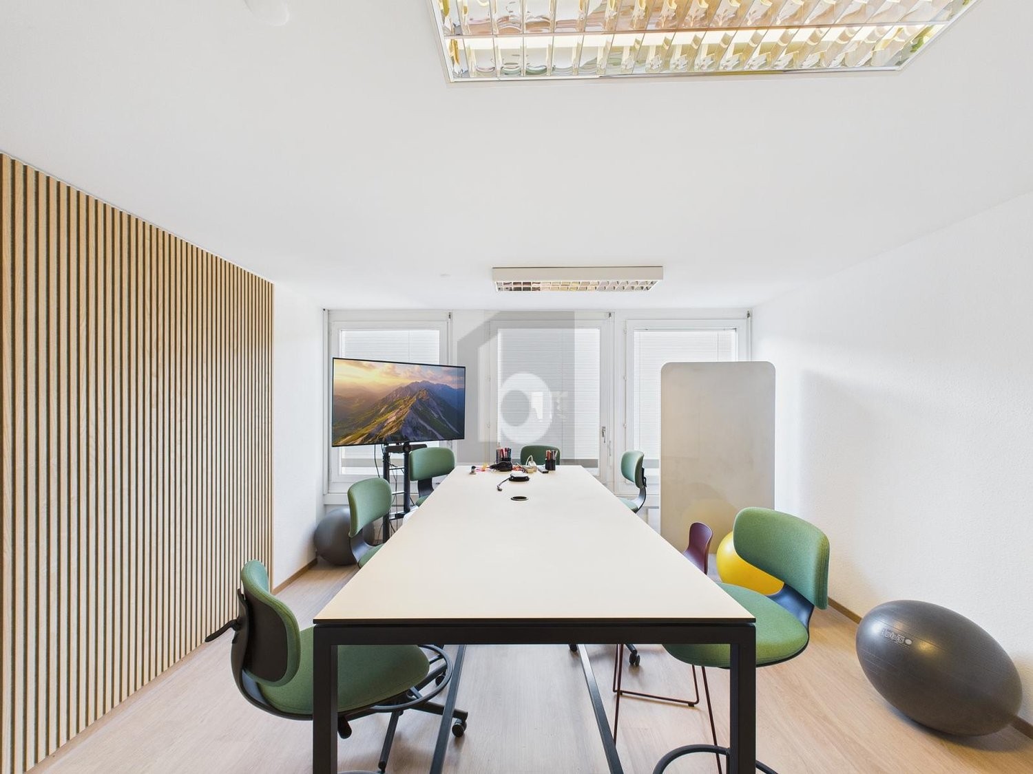 300m² office, photo 4 of 4