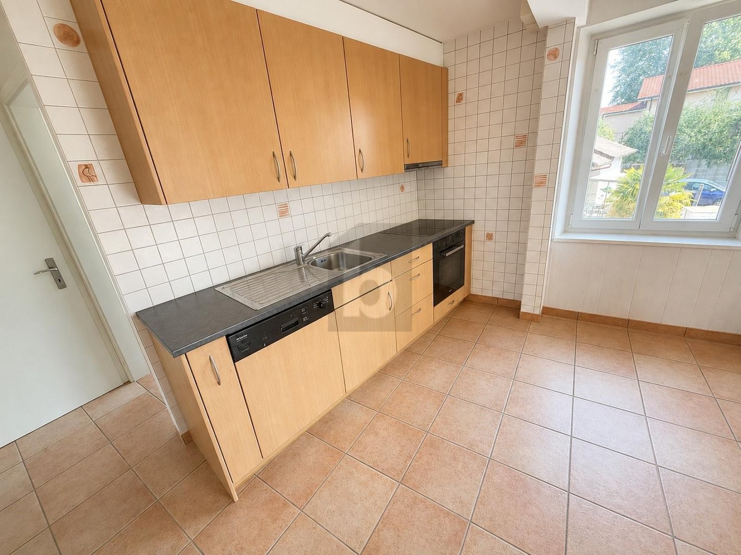 5 rooms apartment, photo 1 of 4