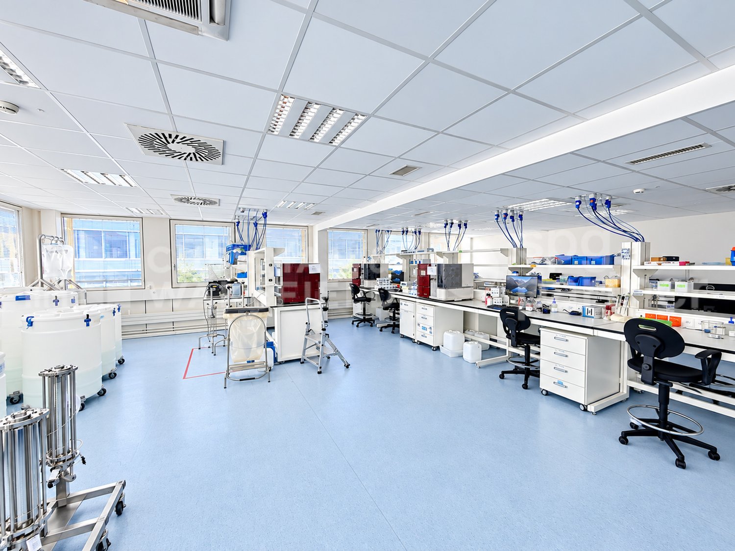 1500m² laboratorio