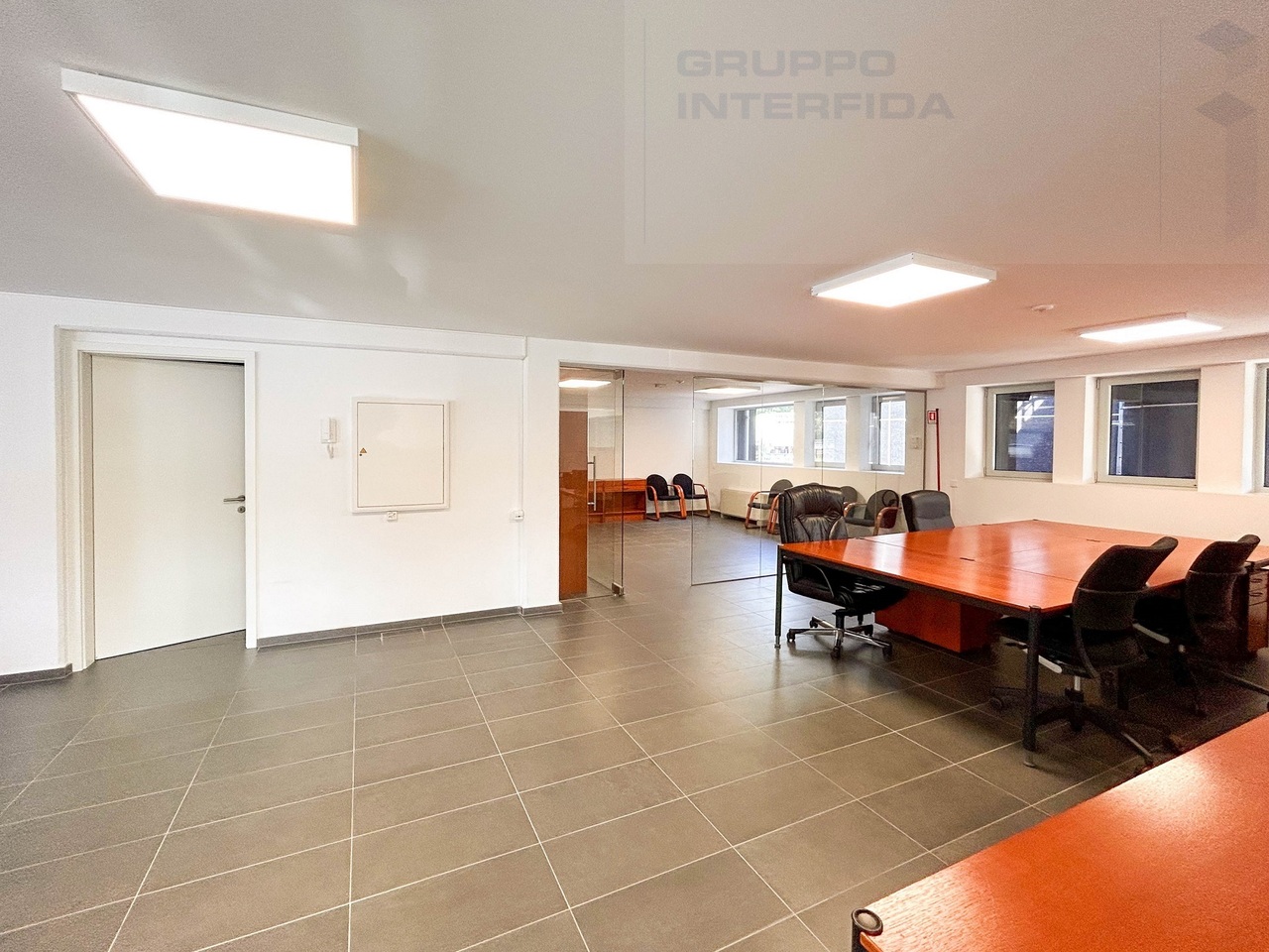Office, photo 5 of 10
