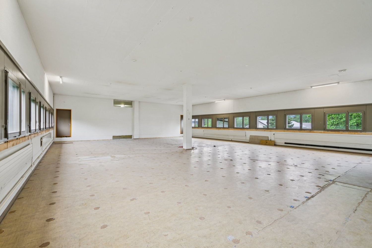 Local de stockage de 297m²