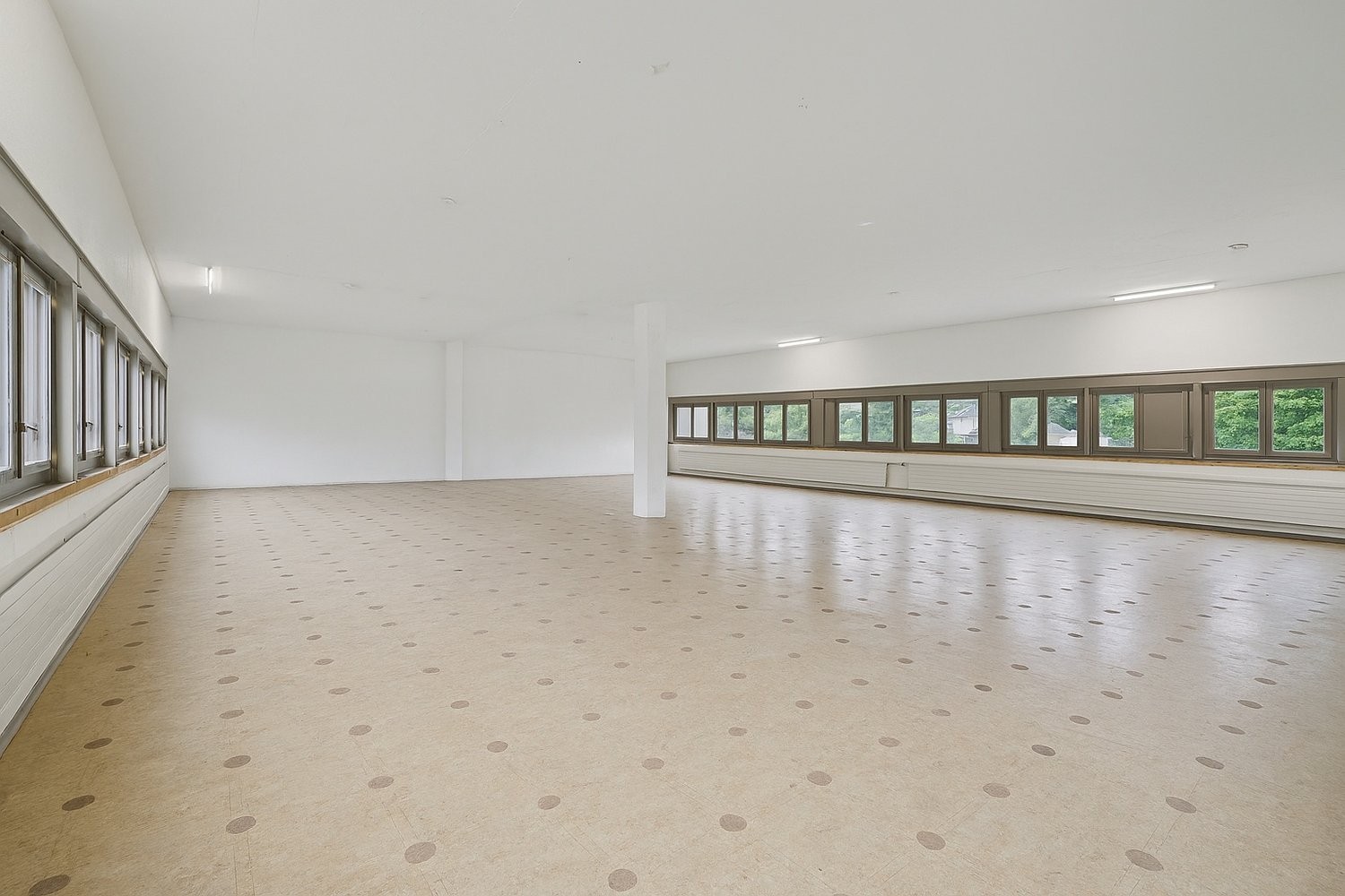 Local de stockage de 297m²