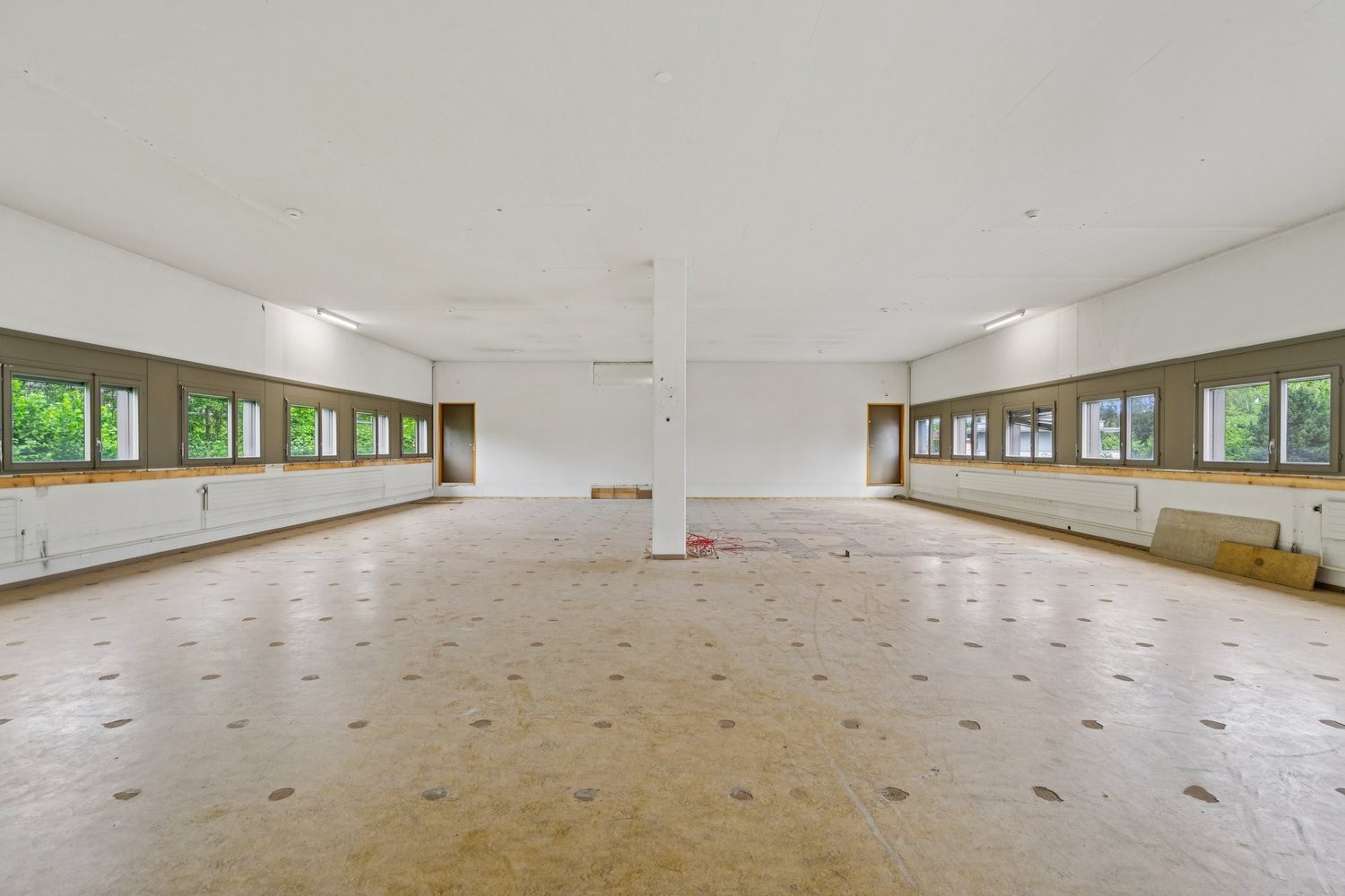 Local de stockage de 297m²