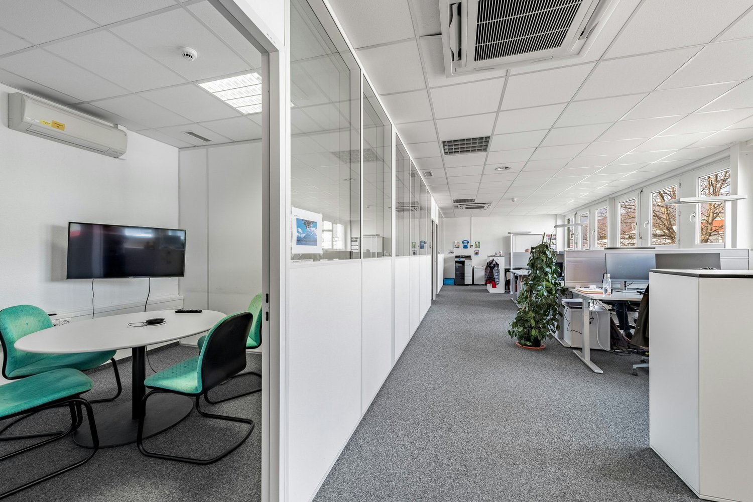 5000m² commercial, photo 9 of 10