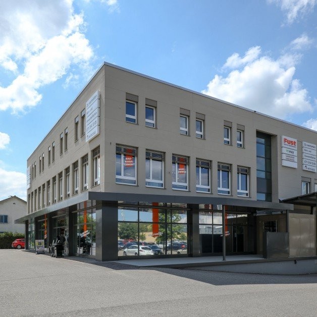700m² de local de stockage