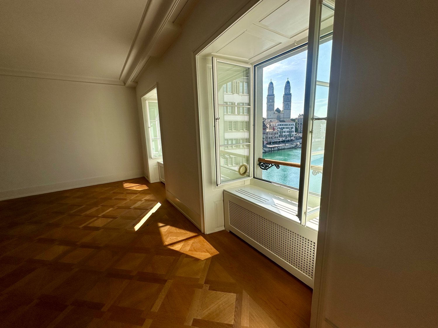 140m² office, photo 1 of 6