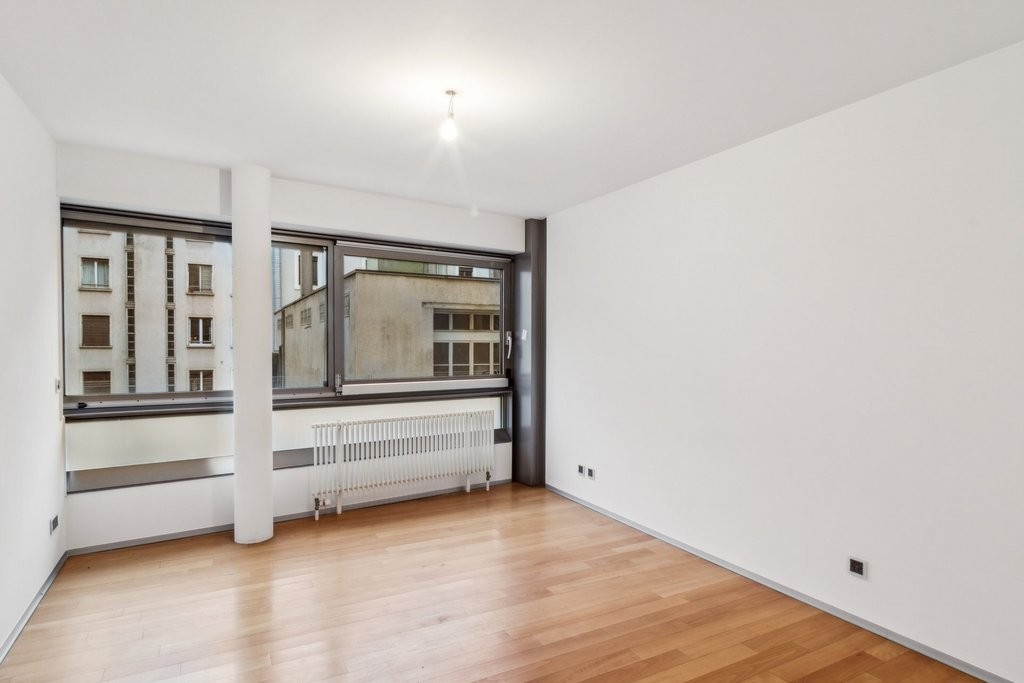 5 rooms apartment (8)