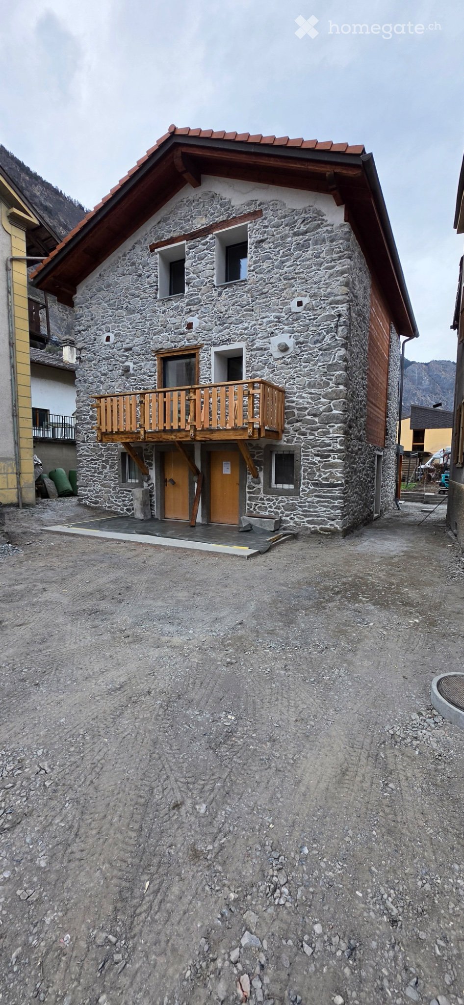 4 rooms single house